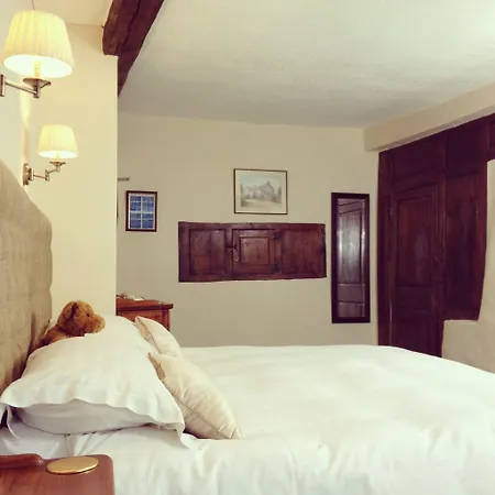 Dale Head Hall Lakeside Hotel 3*